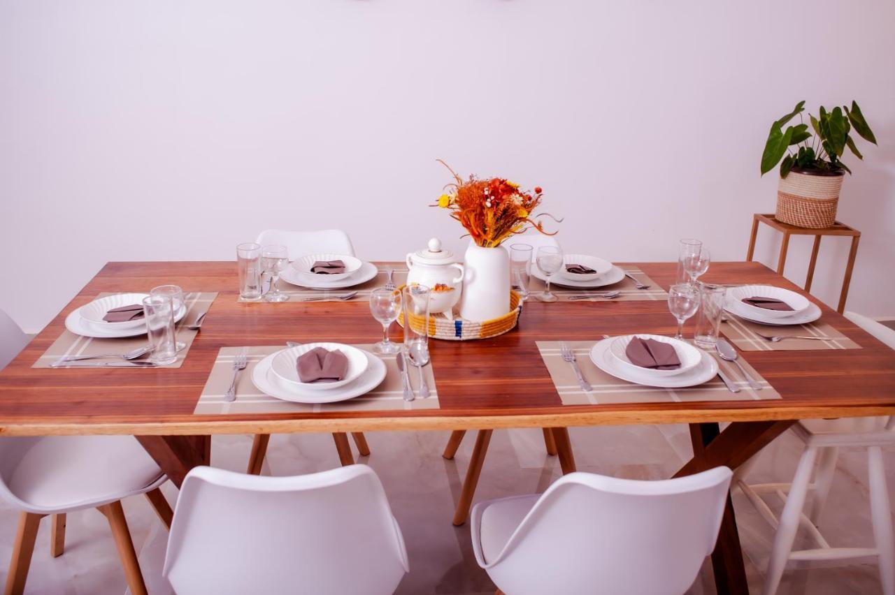 Ampifitia Guest House 塔那那利佛 外观 照片