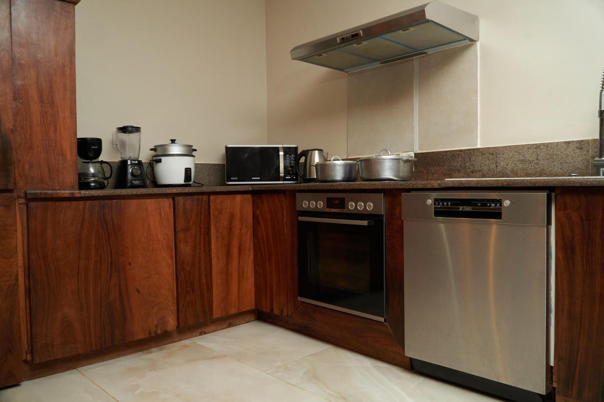 Ampifitia Guest House 塔那那利佛 外观 照片